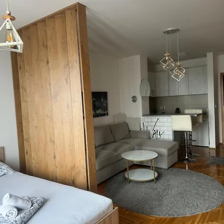 Apartman Tibra Stup - *